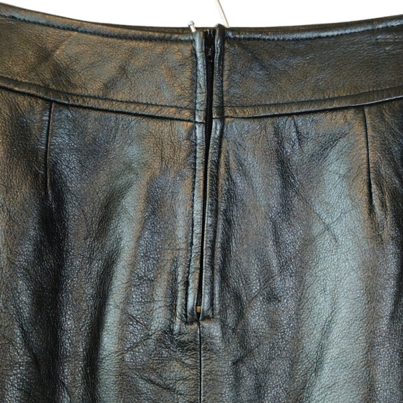 NY&Co Black 100% Leather Mini Skirt - Picture 4 of 6